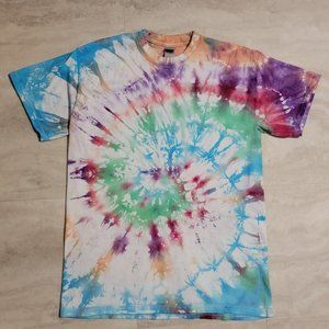 Tie-Die Multi Color Gildan Heavy Cotton T-Shirt Size Medium